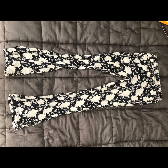 Billabong Pants - Billabong Crepe Belled Floral Elastic-waist Pants